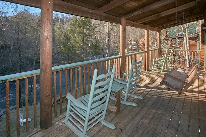 2 bedroom Smoky Mountain Cabin for rent